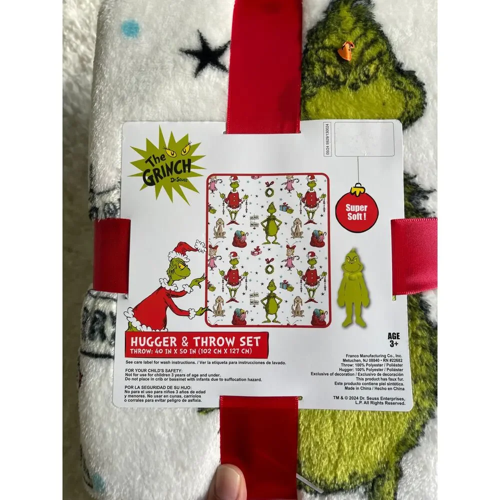 Dr. Seuss The Grinch Throw with Character Christmas Pillow Plush Set NEW Green